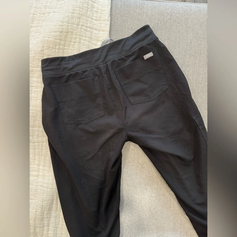 Figs‎ jogger bottoms black scrub scrubs